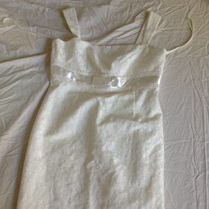 Woman's Tahari White Dress sz 12 Used